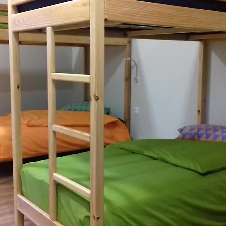 Vandrarhem Criativo Do Sabugueiro (Guarda)